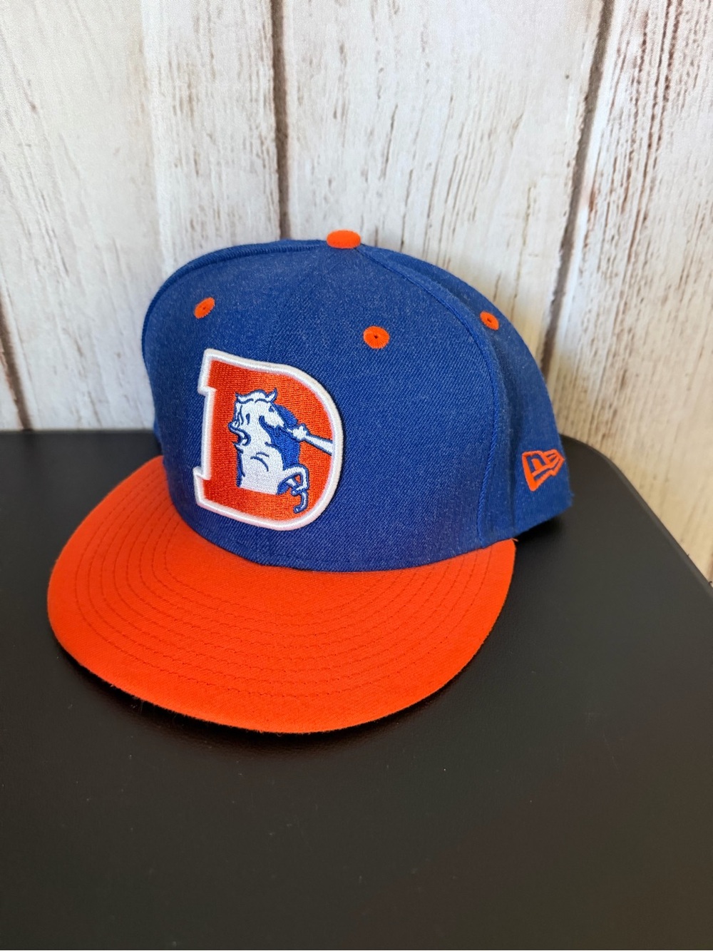 New Era Denver Broncos 59FIFTY Fitted Hat Size 7 3/4